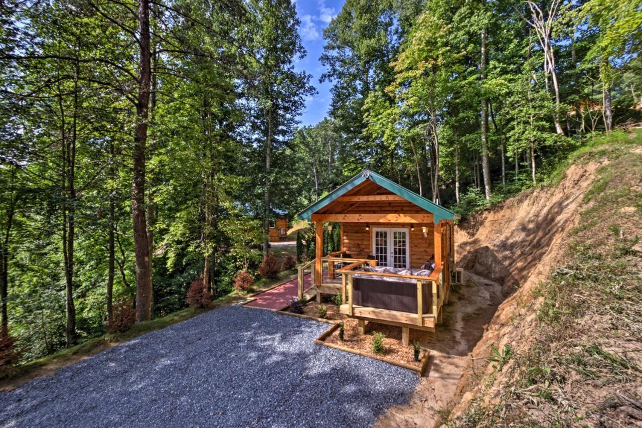 Bryson City Studio With Hot Tub - Near Nantahala! Ngoại thất bức ảnh